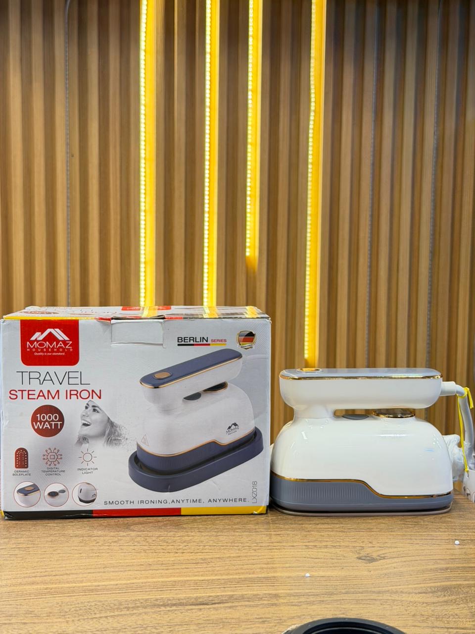 Momaz mini iron